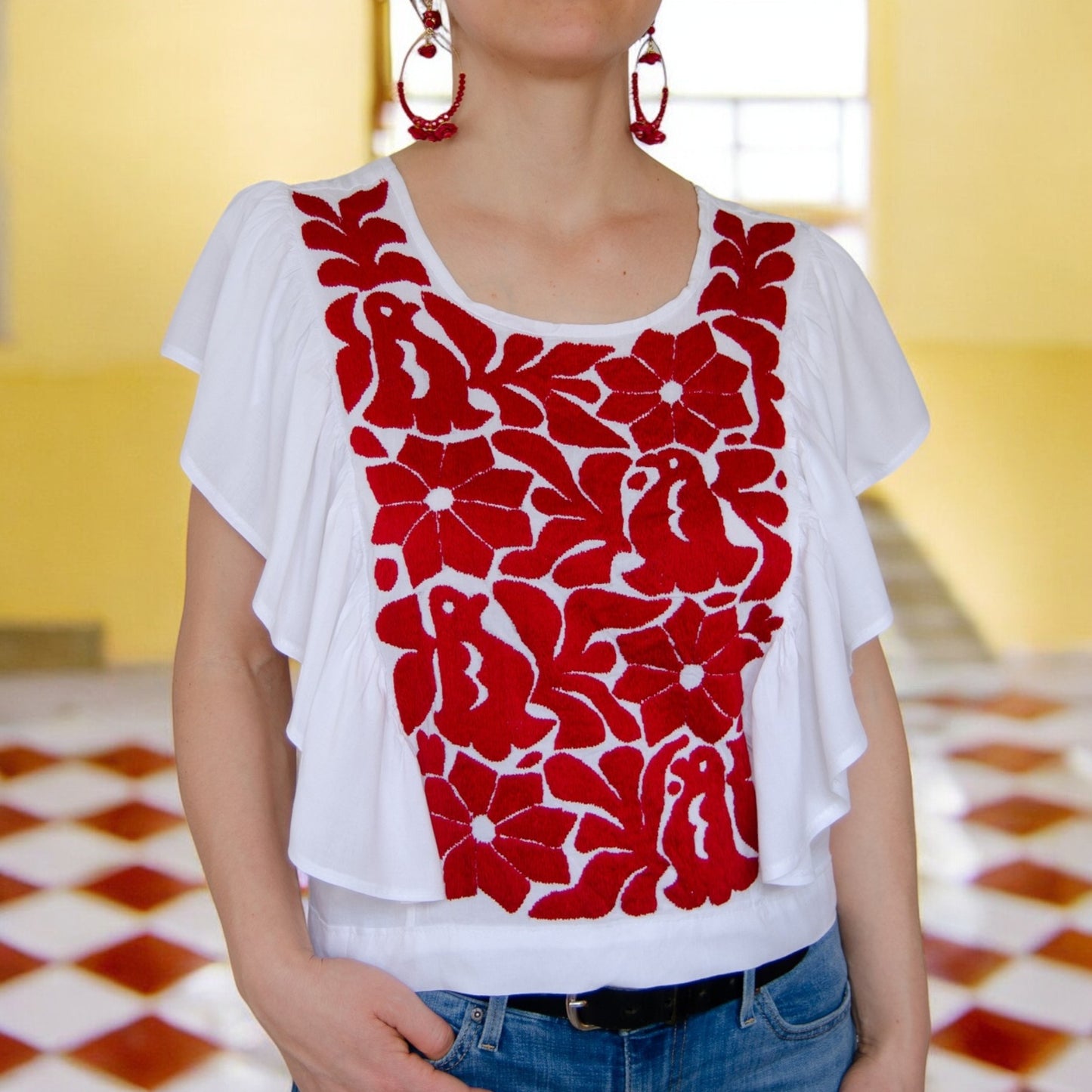 Handbestickte Bluse "Mariposa" aus Mexiko - rot
