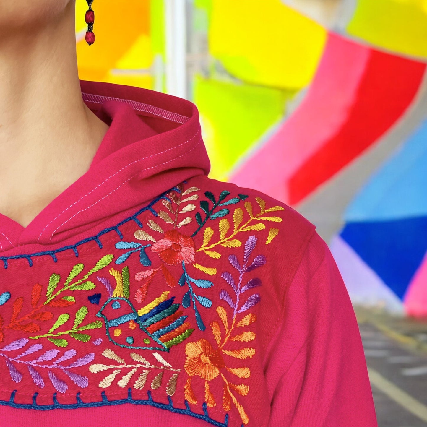 Handbestickter Hoodie "Paloma" aus Mexiko - pink