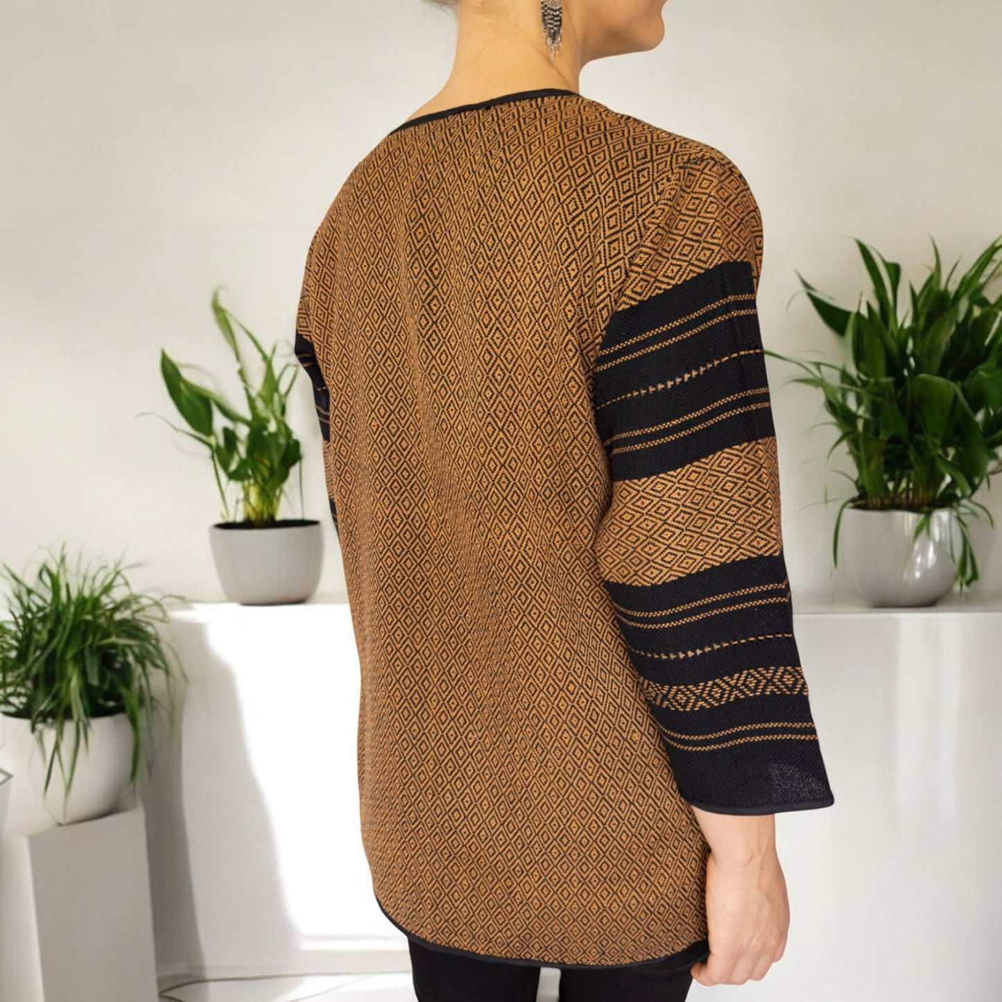 Gewebtes Sakko, Jacke "Cocol" aus Mexiko - beige-schwarz mit Saum