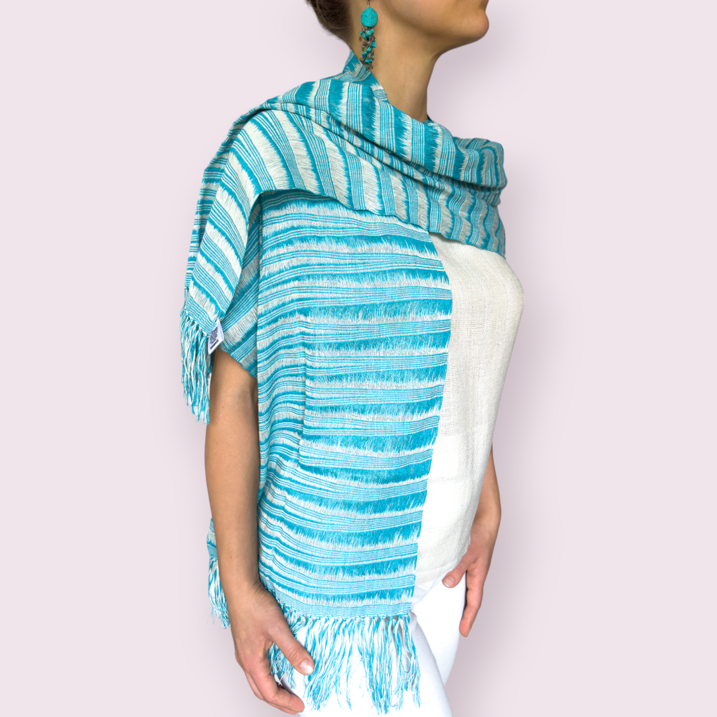 Gewebter Wendeschal "Lorena" aus Mexiko - hellblau-weiß